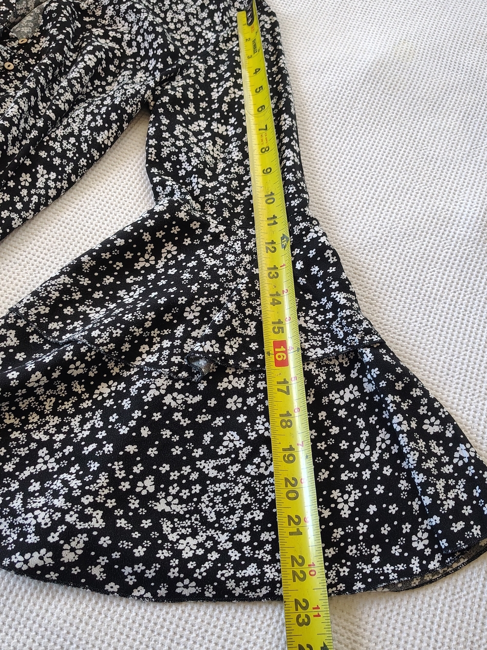Free People Black and White Floral Button Front Blouse Size XS. - Picture 8 of 11